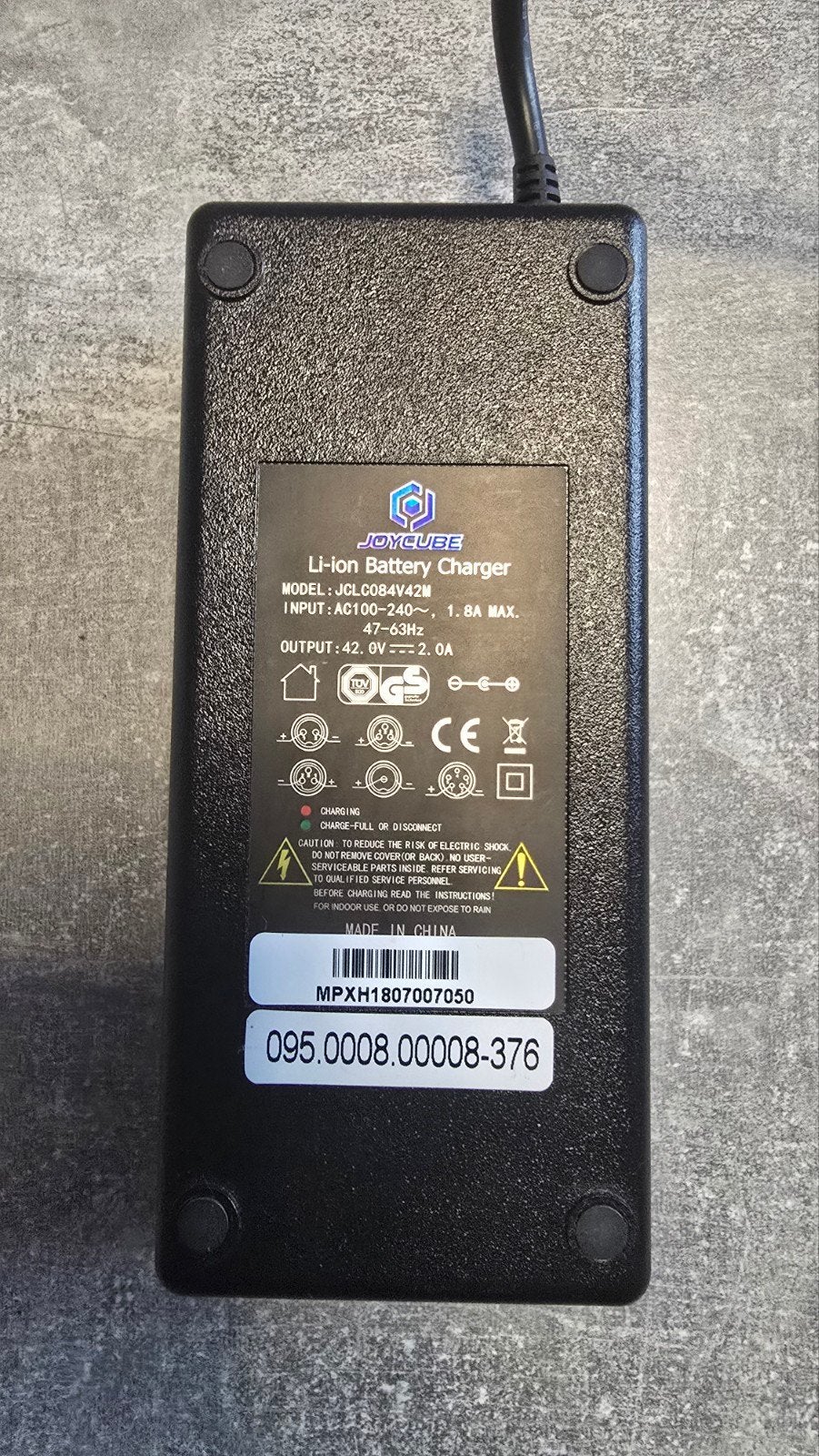 Li-ion acculader Joycube JCLC084V42M, Ophalen, Gebruikt