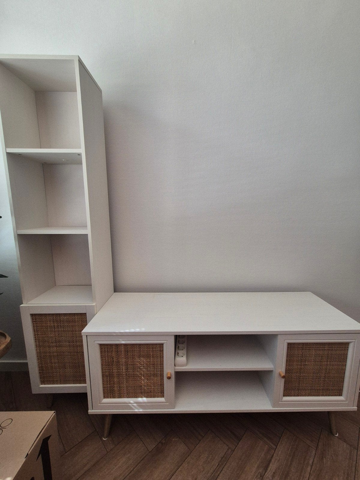 TV-meubel met kast (Sweeek), Ophalen, 25 tot 50 cm, 100 tot 150 cm, Minder dan 100 cm