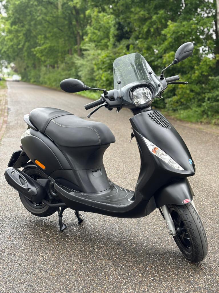 ✅ Zeer Nette Piaggio Zip 2000 Snor 2017 4T 1e Eigenaar! ✅, Fietsen en Brommers, Scooters | Piaggio, Zip, Ophalen of Verzenden