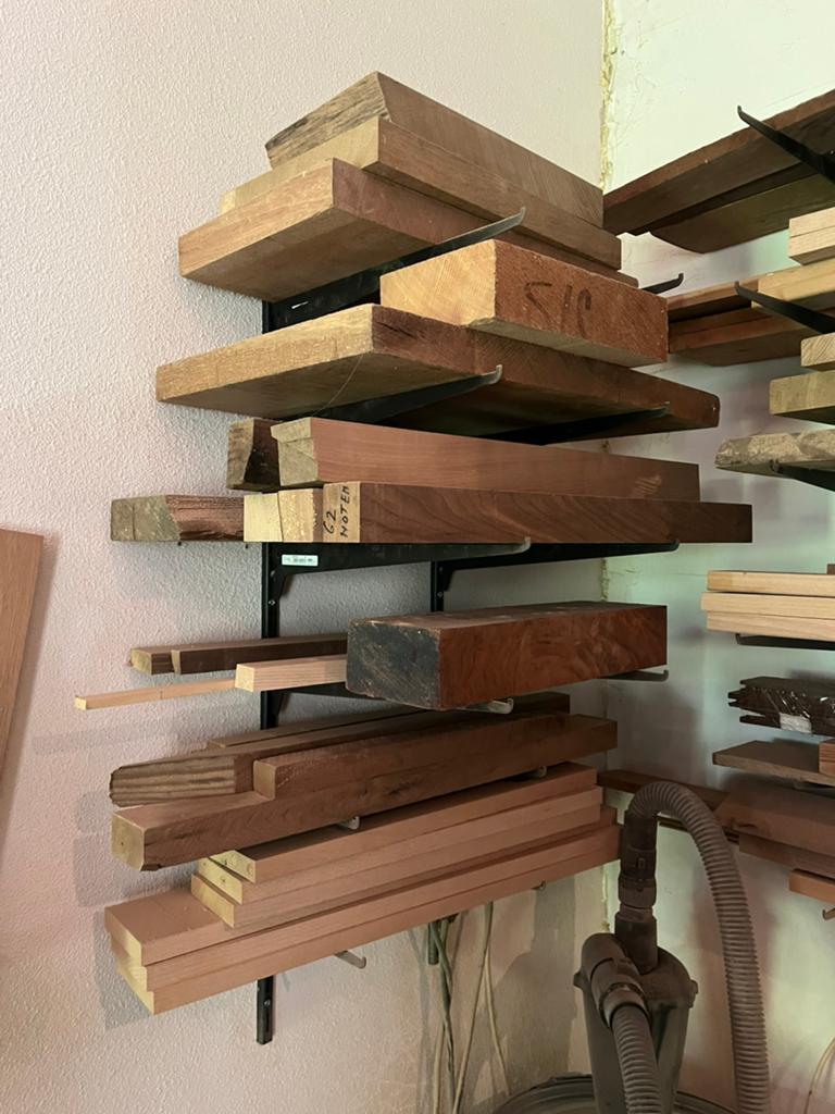 Fijnhout restpartij, Doe-het-zelf en Verbouw, Hout en Planken, Ophalen, Zo goed als nieuw, Plank, 50 mm of meer