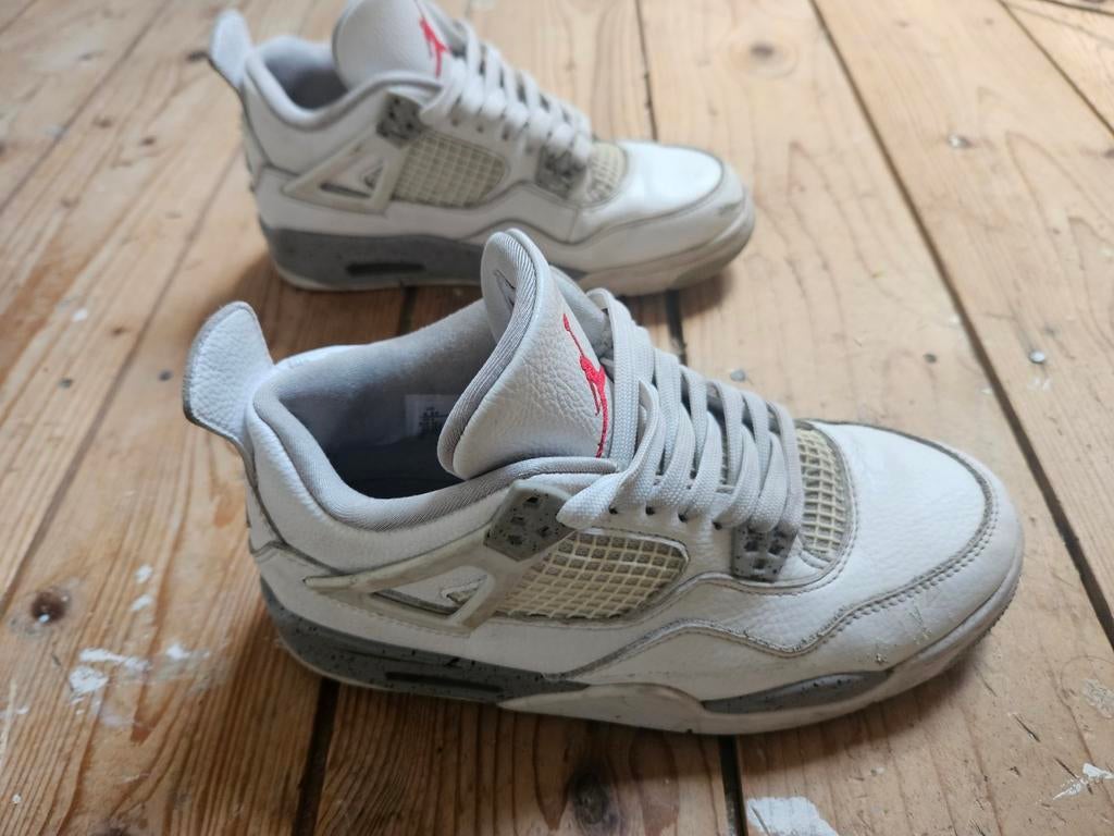 Witte Nike Air Jordan 4 retro, maat 39, Kleding | Heren, Schoenen, Ophalen of Verzenden, Gedragen, Wit