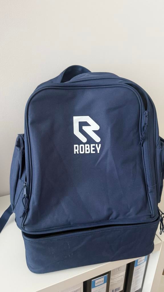 Donkerblauwe Robey rugtas / voetbaltas / sporttas, Overige merken, 25 tot 40 cm, Ophalen of Verzenden, Zo goed als nieuw