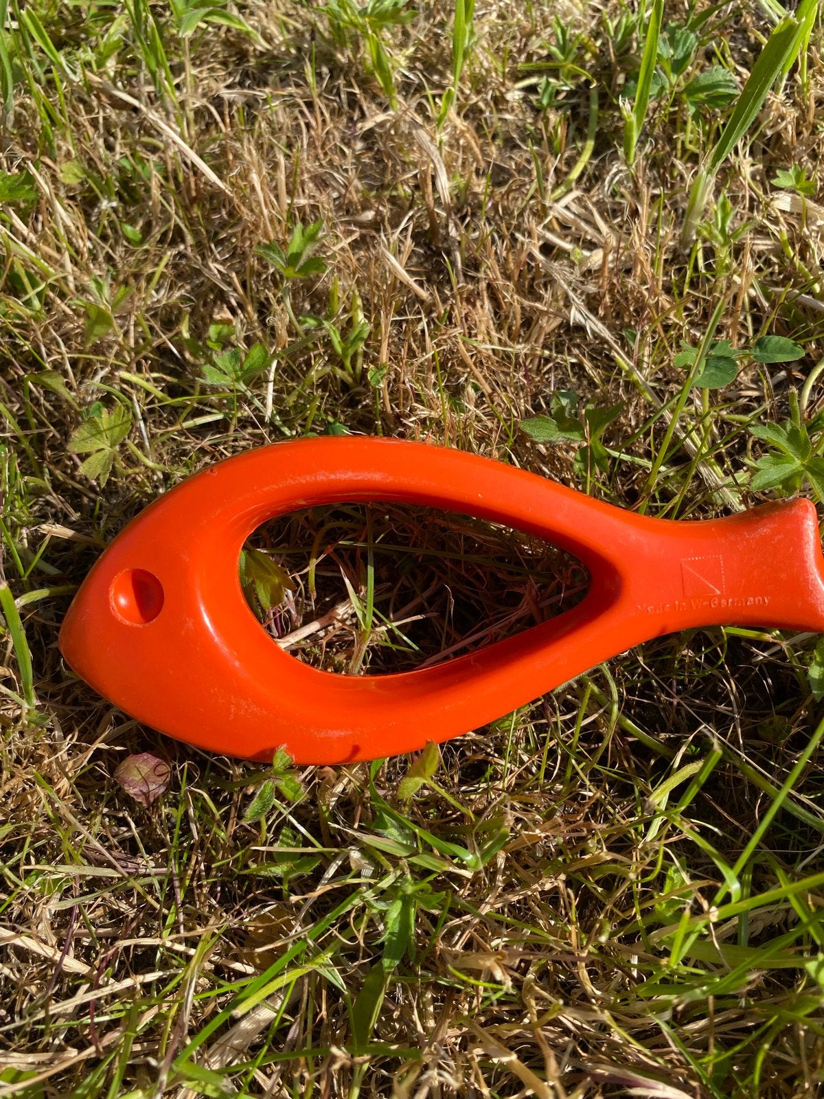 Vintage Oranje Vis Draaggreep van Emsa Made in W-Germany, Ophalen of Verzenden