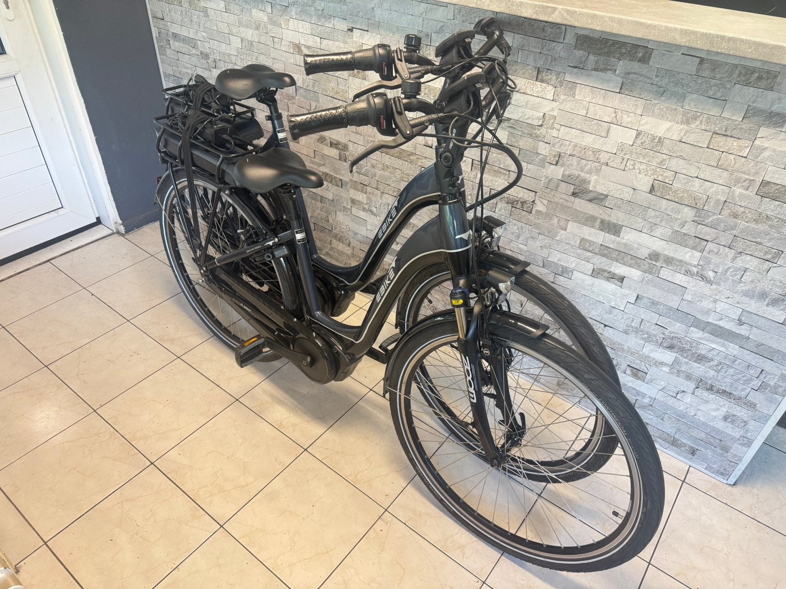 NIEUWSTAAT SET E-Bikes TOTAAL 1337km - 2365km. D61-45cm. V7., Zo goed als nieuw, /, /, 59 cm of meer
