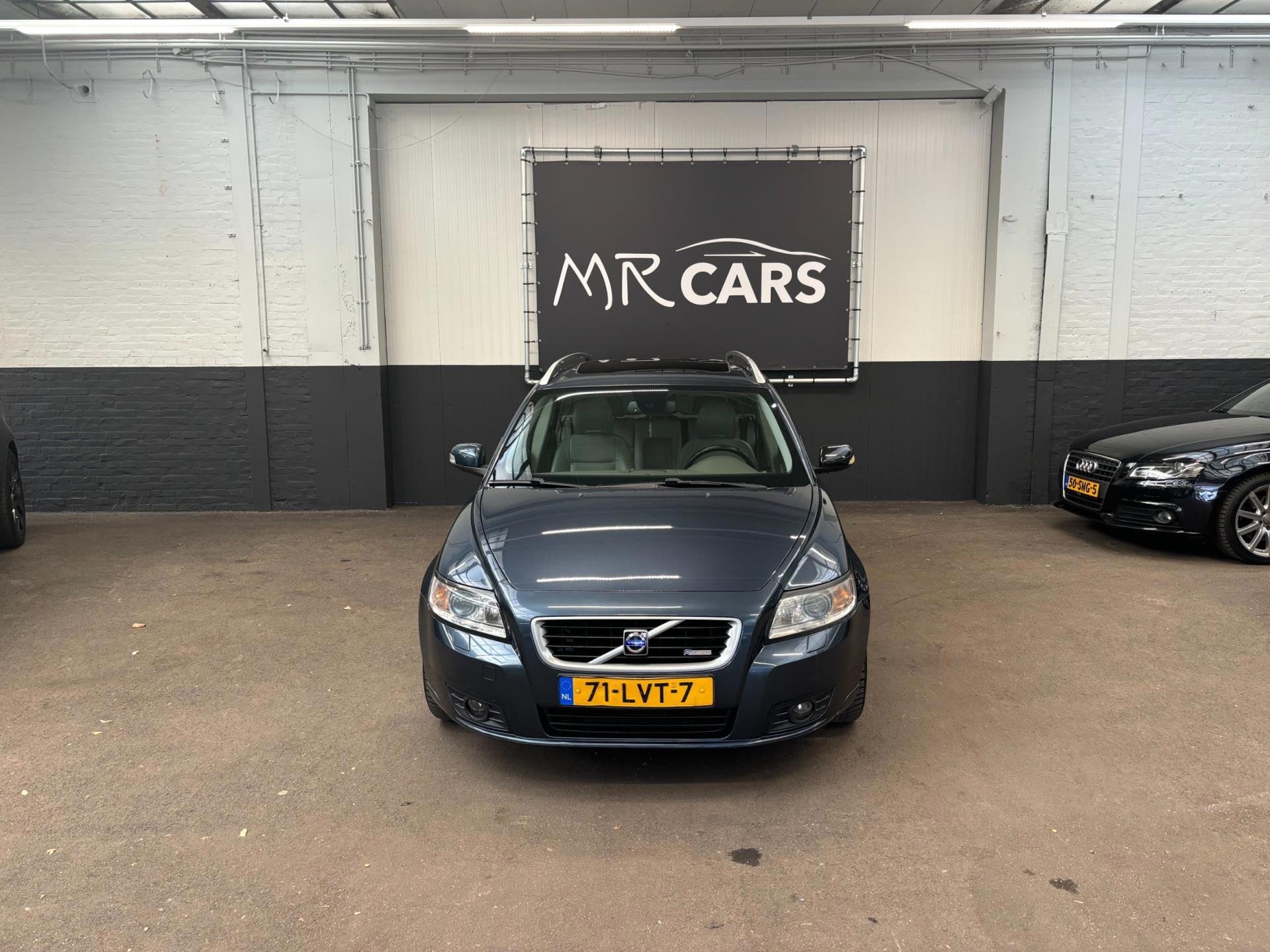 Volvo V50 2.0D Summum clima/leder/dak, Auto's, Volvo, 136 pk, Gebruikt, Beige, 4 cilinders