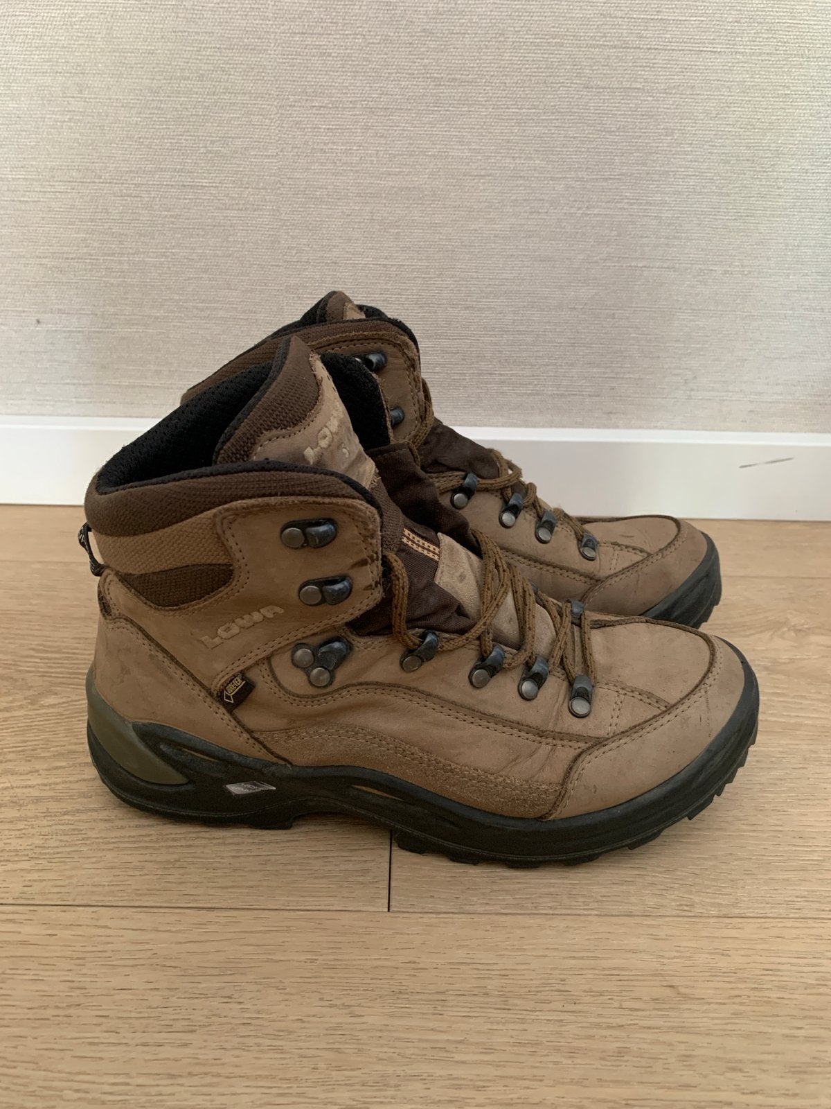 Lowa Renegade GTX Mid Ws wandelschoenen - Maat 40, Ophalen of Verzenden, Gebruikt, Schoenen