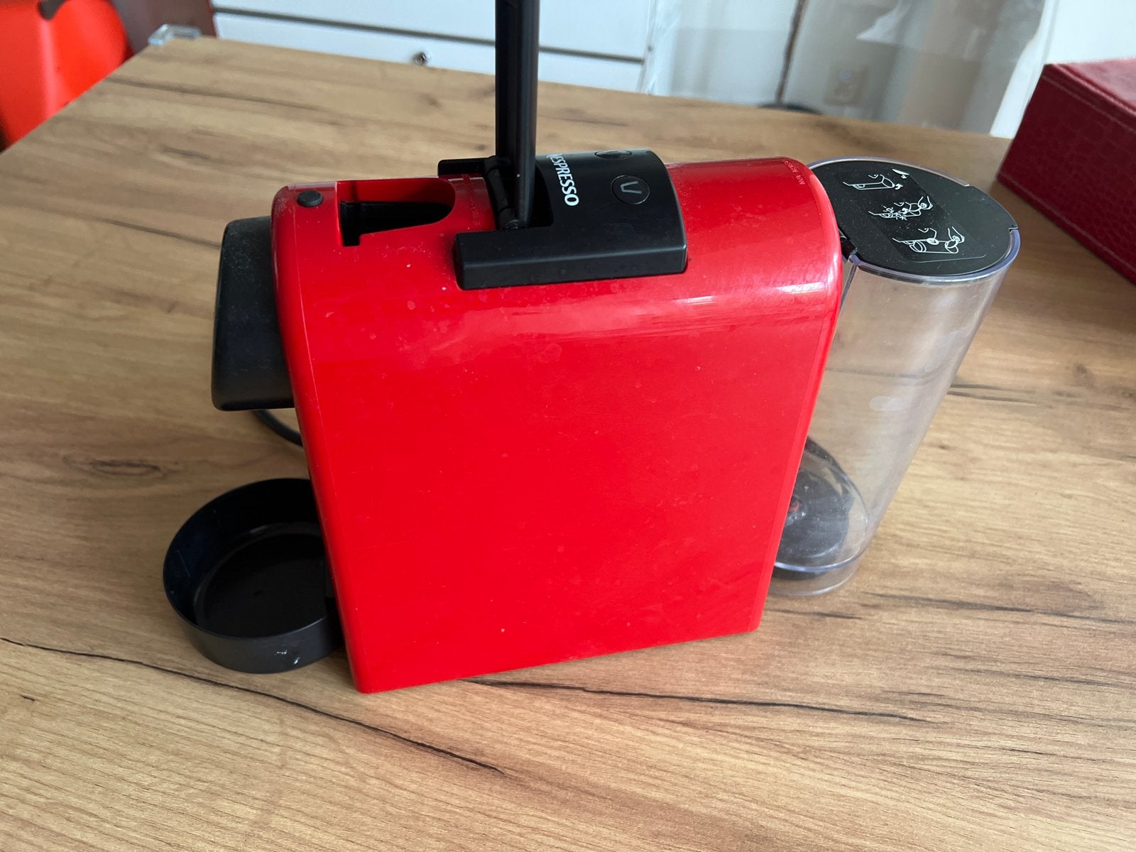 Nespresso De'Longhi Inissia Rood - Compacte Koffiemachine, Ophalen, Gebruikt, Espresso apparaat, 1 kopje