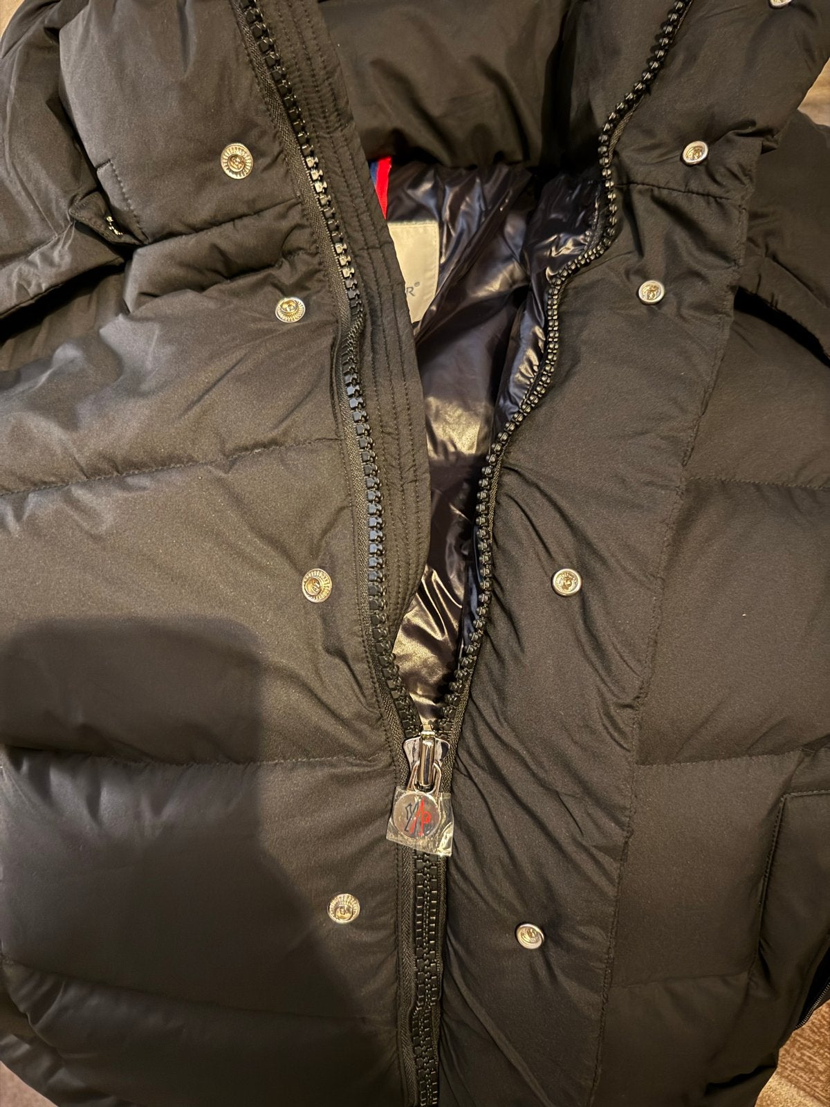 Nieuwe Moncler Kinderjas - Zwart, Warm & Stijlvol, Ophalen of Verzenden, Nieuw, Jongen of Meisje