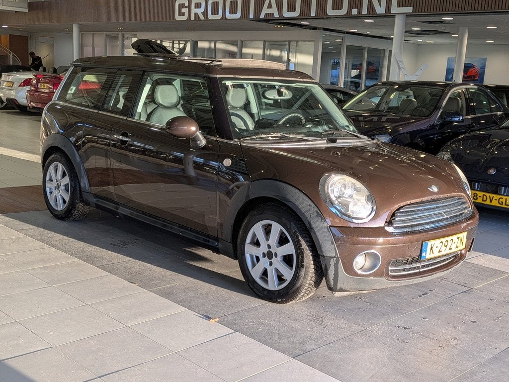 MINI Clubman 1.6 Cooper Panoramadak, Airco, Stuurbekrachtigi, Auto's, Mini, Voorwielaandrijving, Gebruikt, 4 cilinders, Bruin
