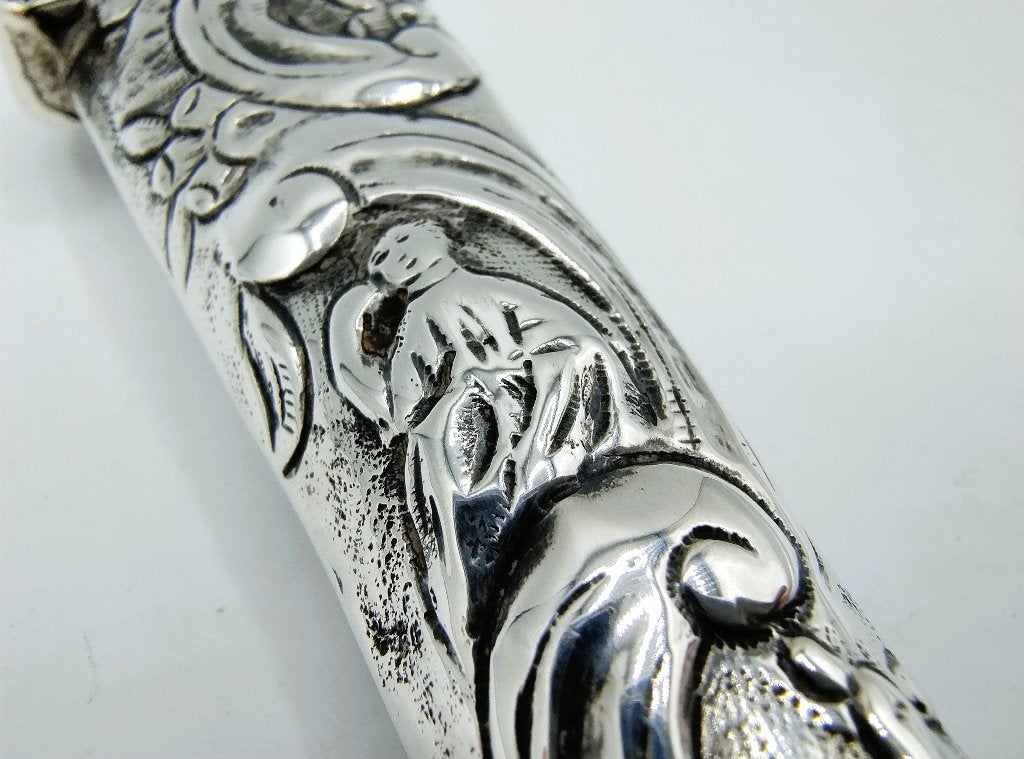 Fries zilveren mesheft met gedreven decor, 18e eeuws, Antiek en Kunst, Antiek | Goud en Zilver, Verzenden, Zilver