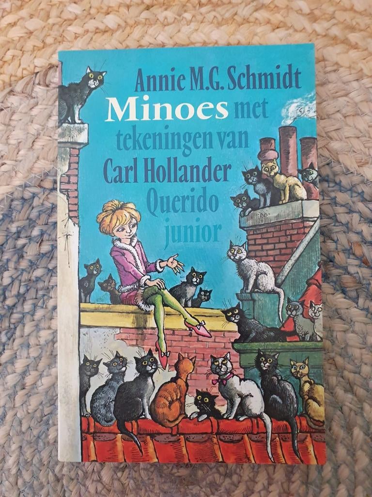 Minoes - Annie M.G. Schmidt (illustraties Carl Hollander), Boeken, Ophalen of Verzenden, Zo goed als nieuw, Annie M.G.Schmidt