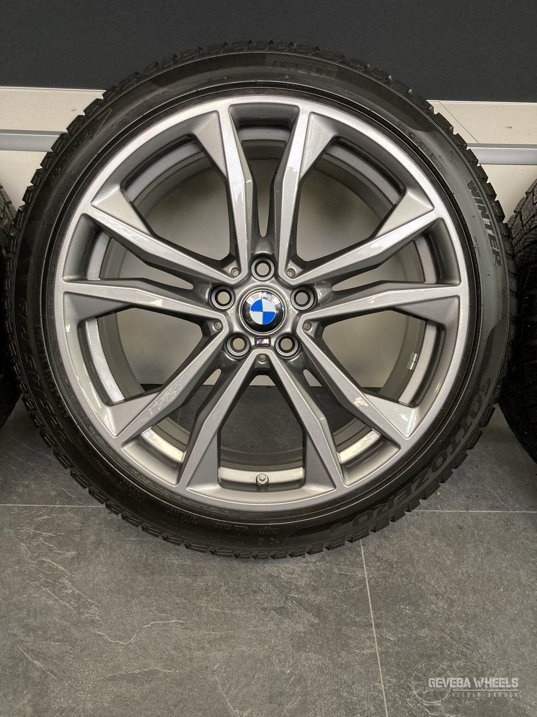 19” originele BMW X1 F48 / X2 F39 velgen + winterbanden 715M, Auto-onderdelen, 19 inch, Gebruikt, -, -