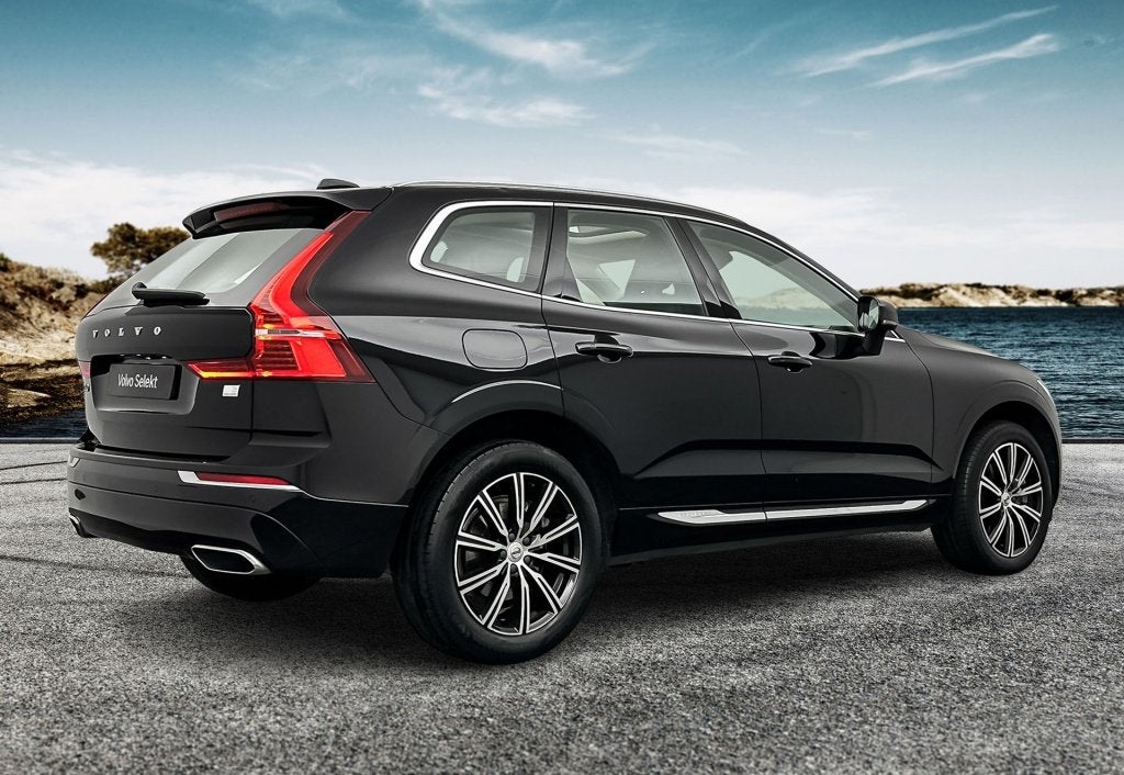 Volvo XC60 T6 340PK Recharge R-Design| Trekhaak| Pano| Camer, Dealer onderhouden, Gebruikt, 1969 cc, Bedrijf