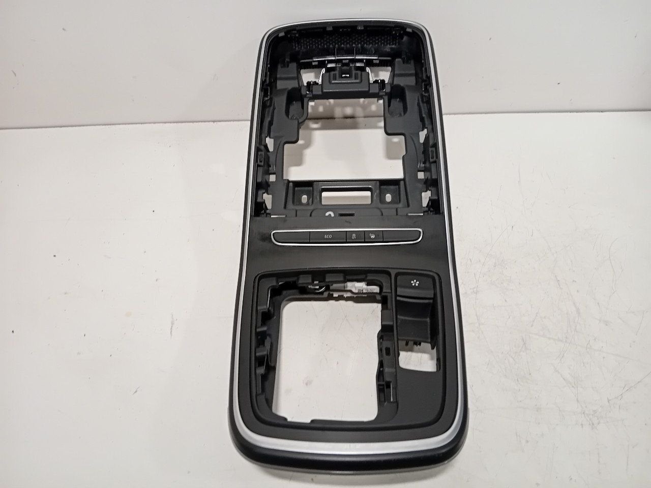 Middenconsole Renault Scénic, Onderdelen@venauto.nl, Van der Ven Autorecycling B.V., Gebruikt, Ettenseweg 76, 4706 PB Roosendaal, The Netherlands