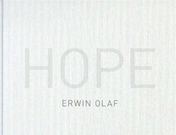 Erwin Olaf Rain/Hope, Ophalen of Verzenden, Zo goed als nieuw, Fotografen