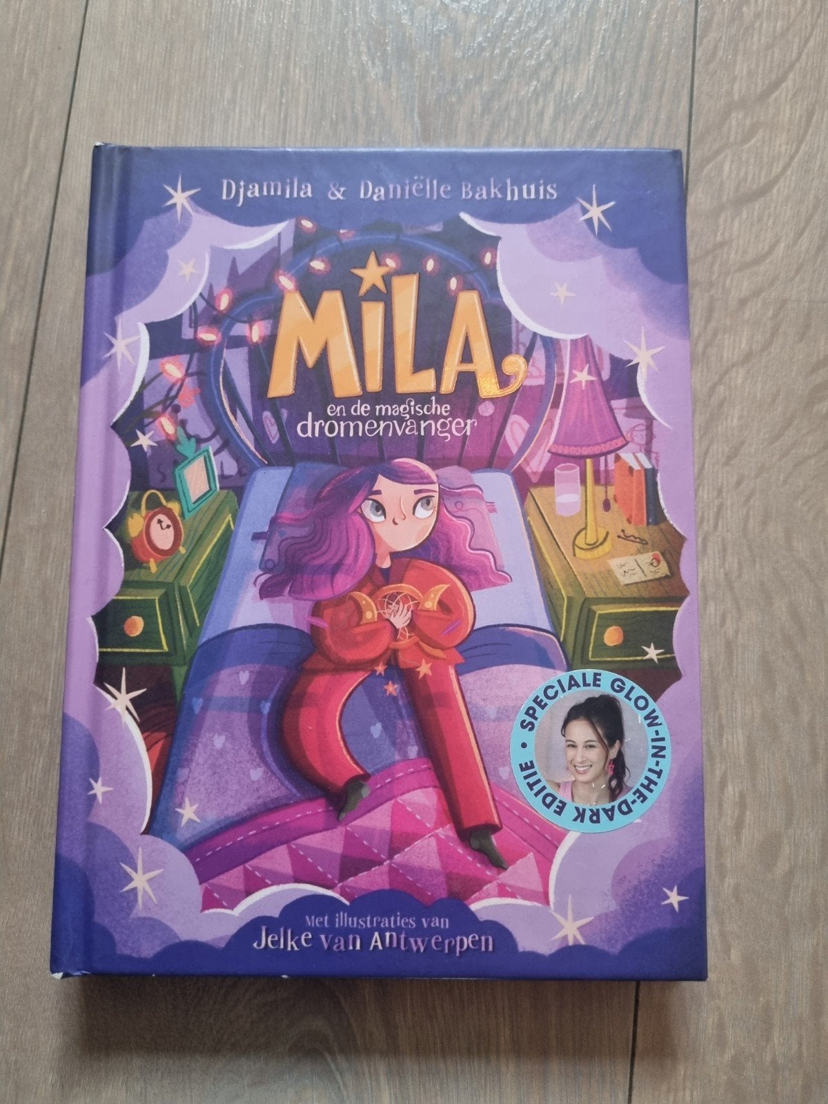 Mila en de magische dromenvanger, Ophalen of Verzenden, Zo goed als nieuw