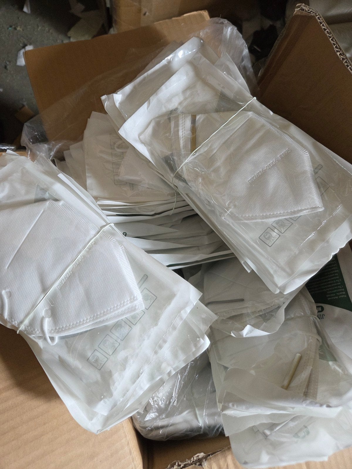 200x Mondkapjes (over datum, goed voor stof/schuren), Ophalen of Verzenden