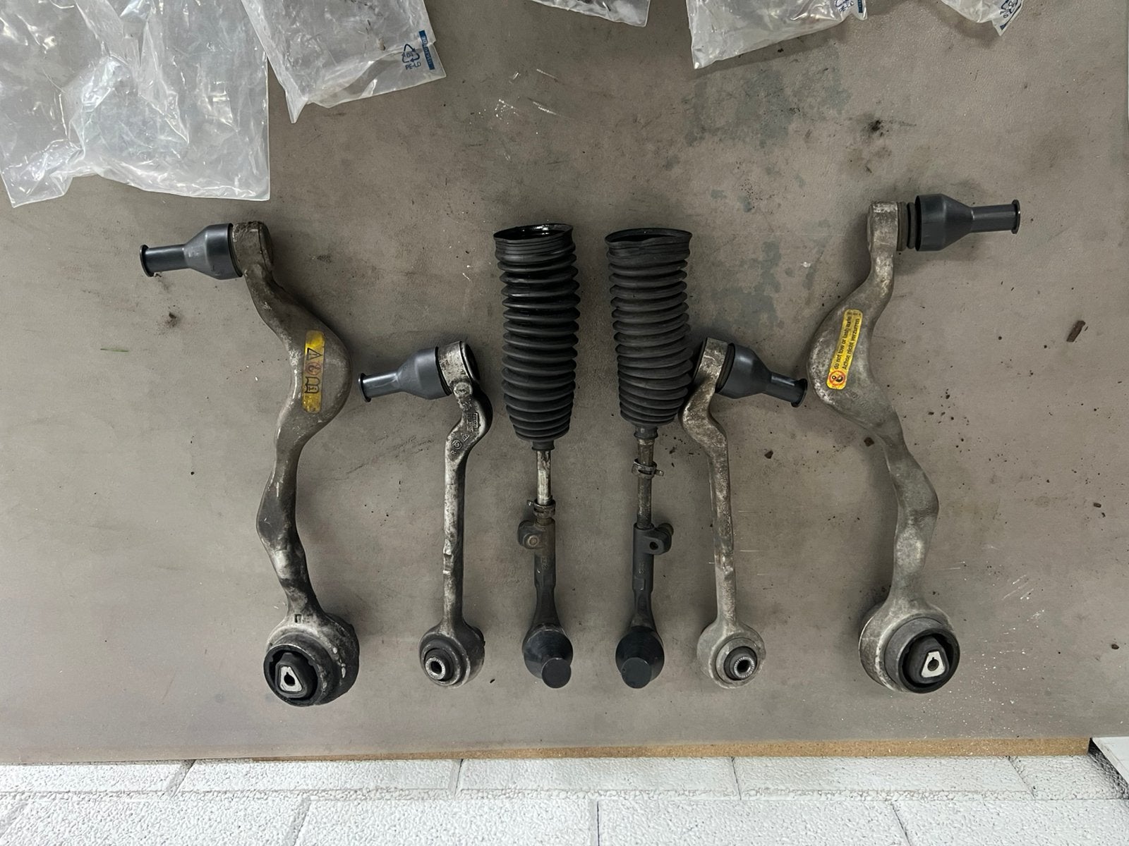 Bmw 335D draagarmen, Ophalen, Nieuw, BMW