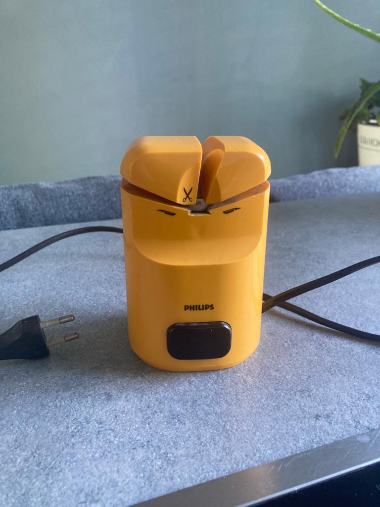 Vintage elektrische Philips messenslijper, type HR2570, Huis en Inrichting, Keuken | Keukenbenodigdheden, Ophalen, Gebruikt