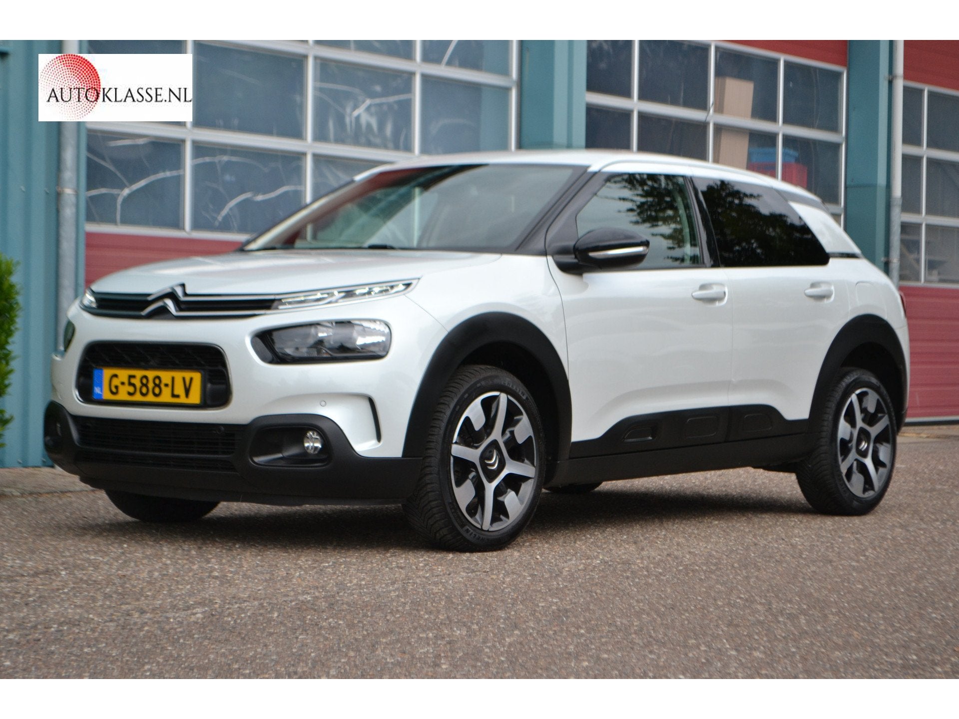 Citroën C4 Cactus 1.2 Feel Apple CarPlay (bj 2019), Voorwielaandrijving, Dealer onderhouden, Stof, Gebruikt