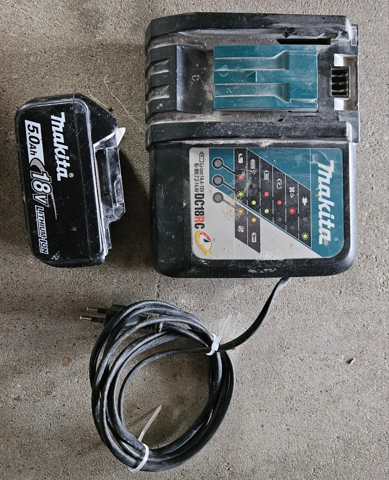 Makita Oplader DC18RC met 18V 5.0Ah Accu, Ophalen of Verzenden, Gebruikt
