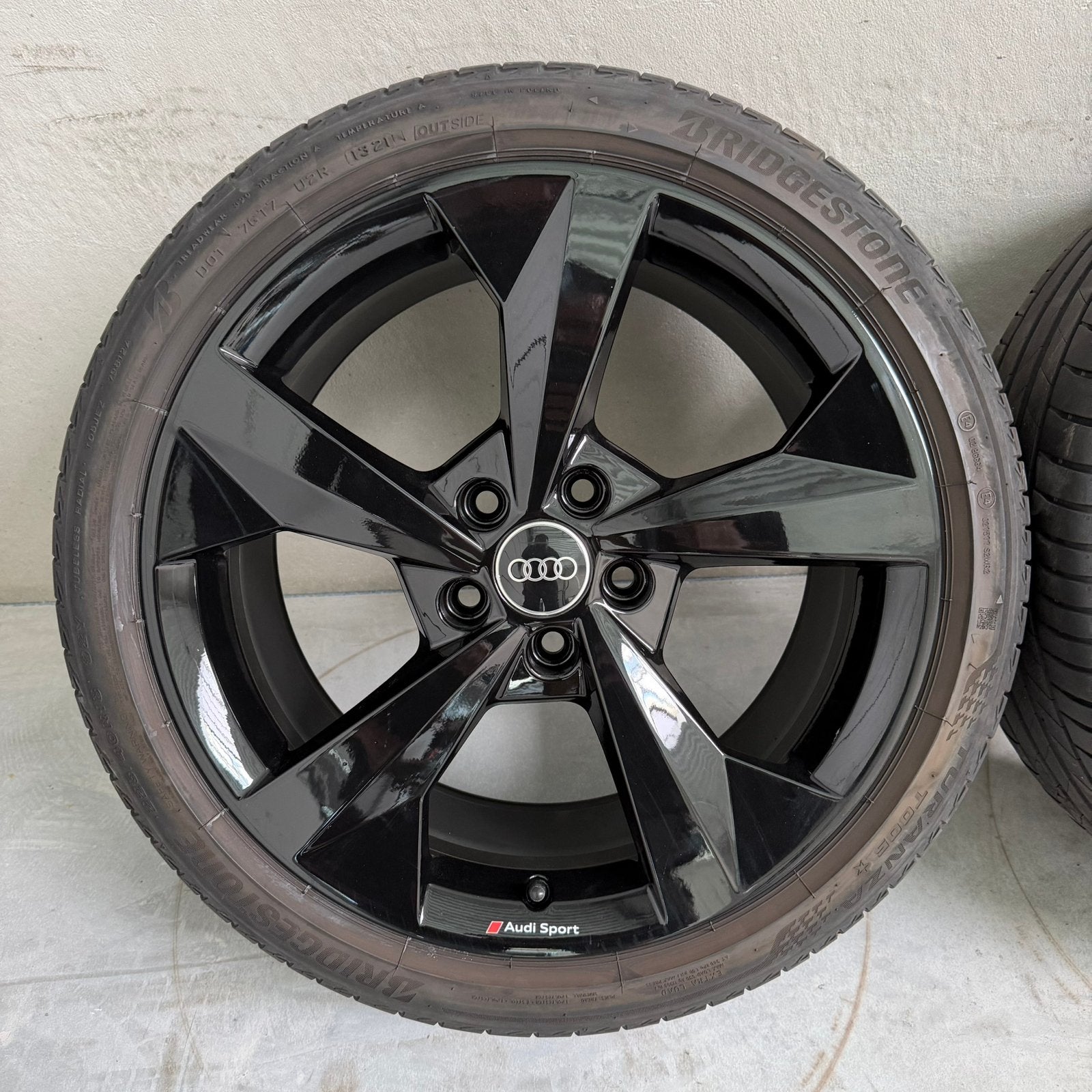 18 inch Origineel Audi A3 S3 velgen met banden S line, Auto-onderdelen, 18 inch, Gebruikt, Ophalen of Verzenden, Velgen