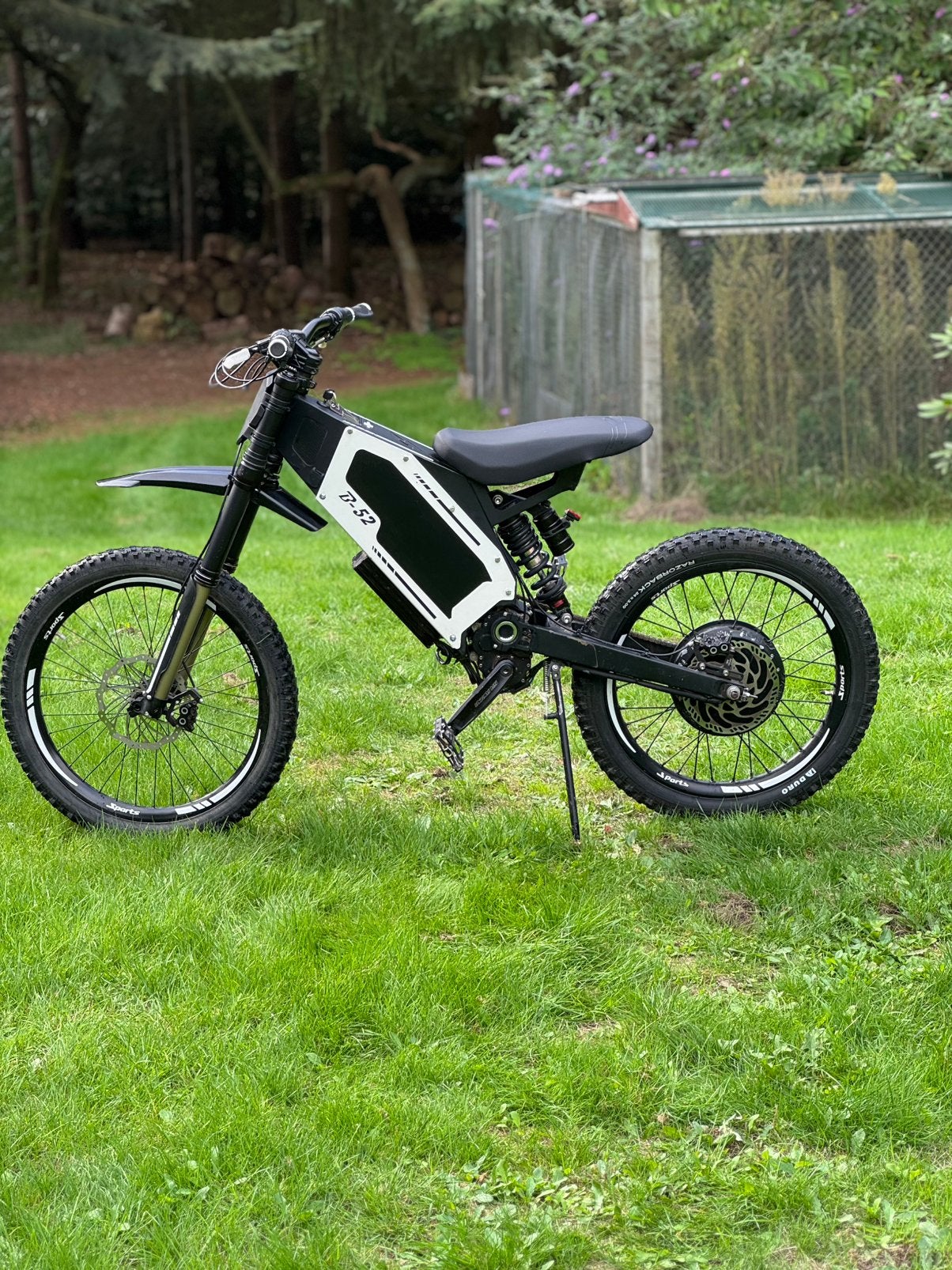 Stealth b-52 dirtbike, 95km+, icl snellader, Fietsen en Brommers, Gebruikt, Ophalen, Overige merken