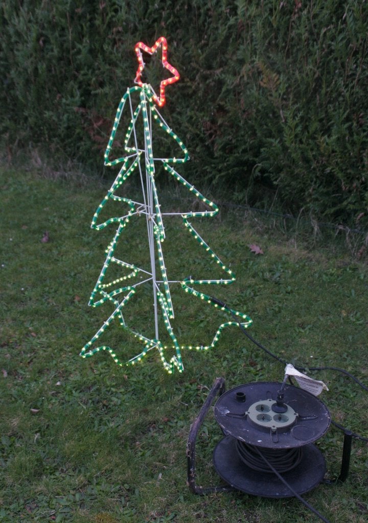 Kerstboom voor buiten. Met 288 lampjes., Diversen, Kerst, Gebruikt, Ophalen