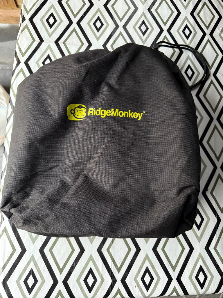 Ridgemonkey cozee Bucket Seat nieuw., Watersport en Boten, Hengelsport | Karpervissen, Ophalen of Verzenden, Nieuw, Overige typen