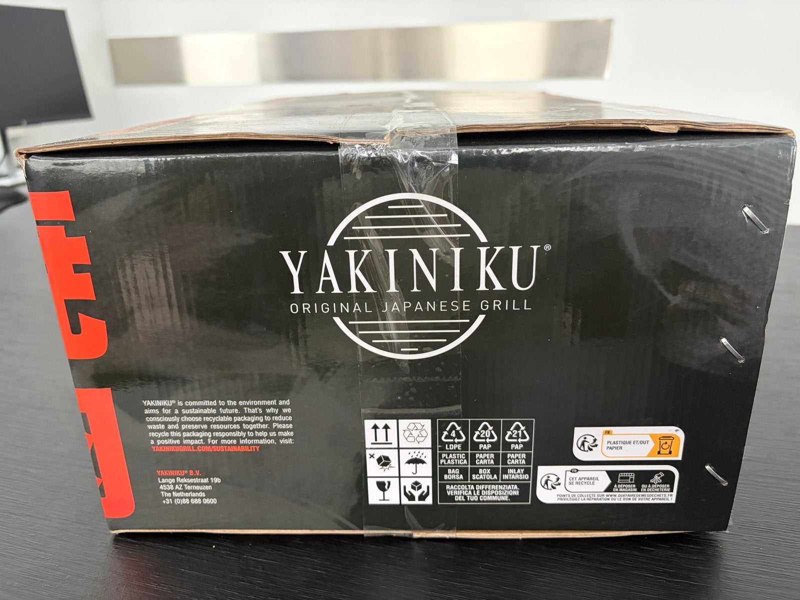 YAKINIKU Shichirin PRO Medium Rectangular + 5 kg Ogatan, Info@yakinikugrill.com, Lange Reksestraat 19b 4538 AZ Terneuzen, Ophalen of Verzenden
