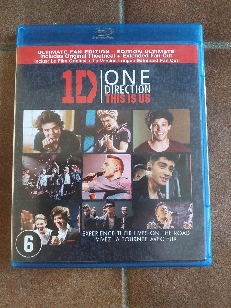 One Direction This Is Us Bluray, Ophalen of Verzenden, Zo goed als nieuw, Muziek en Concerten