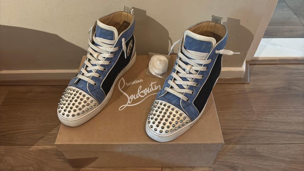 Louboutin maat 43 zgan, Ophalen of Verzenden, Blauw