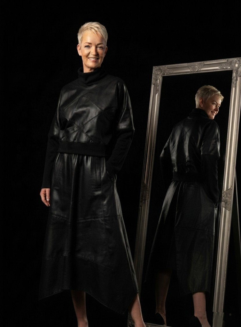 Handmade nappaleder ensemble: Lange ballonachtige rok + trui, Verzenden, Nieuw, Maat 38/40 (M)