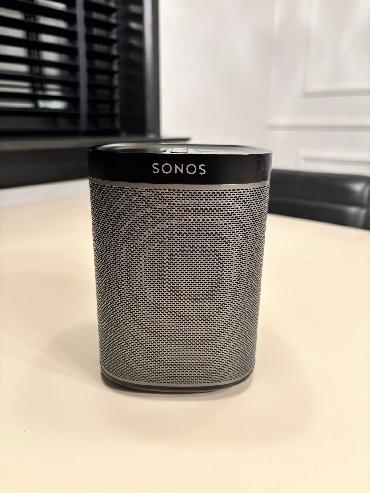 Foto 2 van Sonos Play:1 Slimme Speaker zwart - Zo goed als nieuw