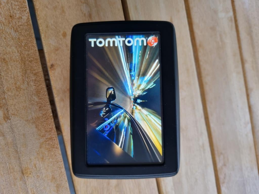 TomTom Start navigatiesysteem met accessoires, Auto diversen, Ophalen of Verzenden, Zo goed als nieuw