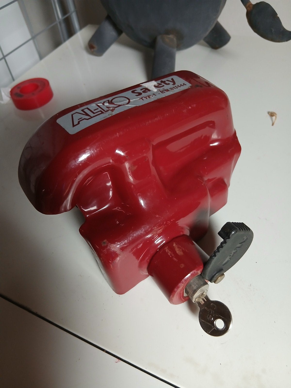 disselslot, Caravans en Kamperen, Ophalen