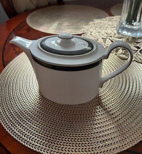 Theepot Wedgwood Metropolis, Ophalen of Verzenden, Zo goed als nieuw, Theepot, Wedgwood