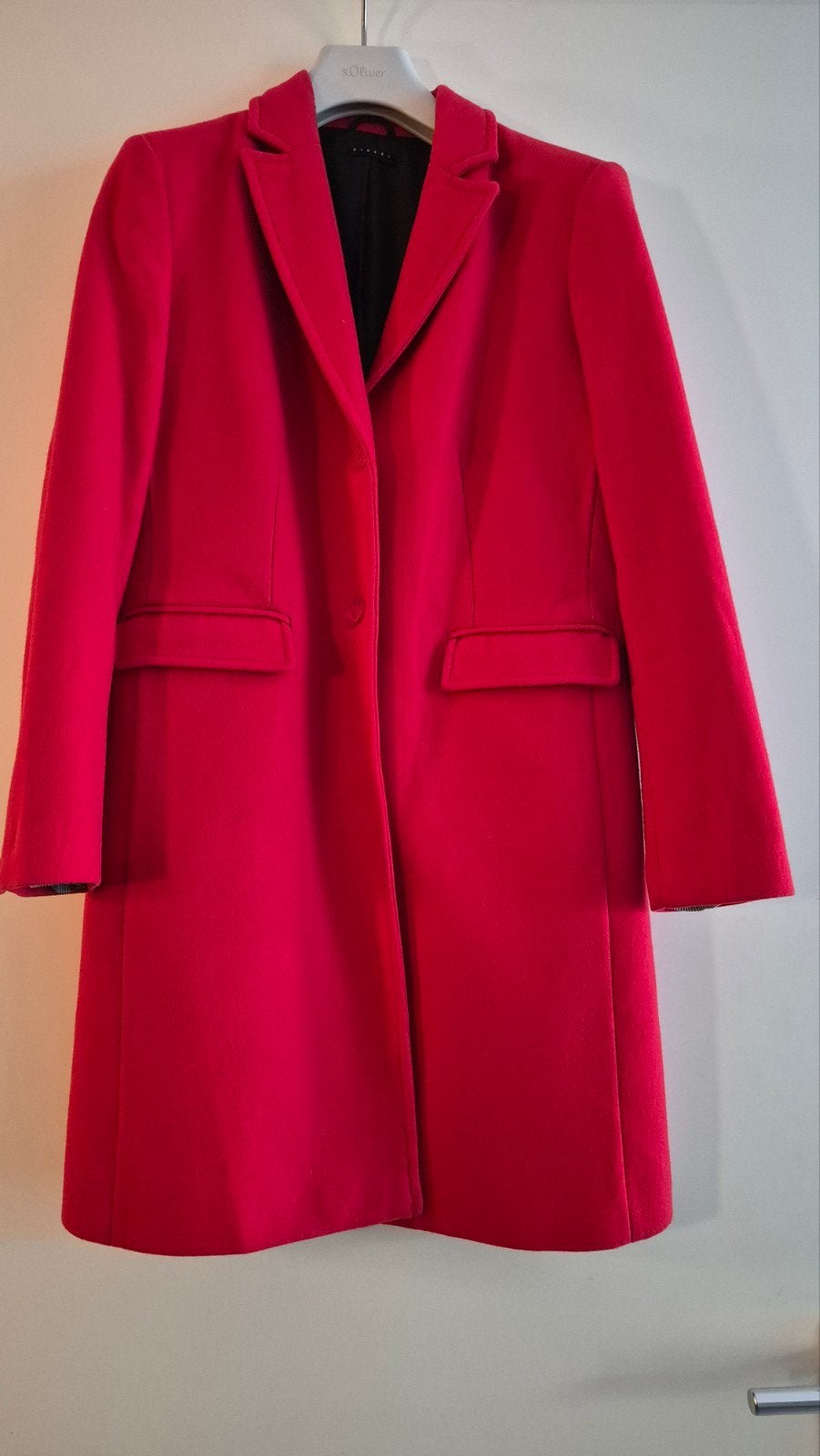 Sisley mantel rood, Verzenden, Zo goed als nieuw, Maat 42/44 (L), Rood