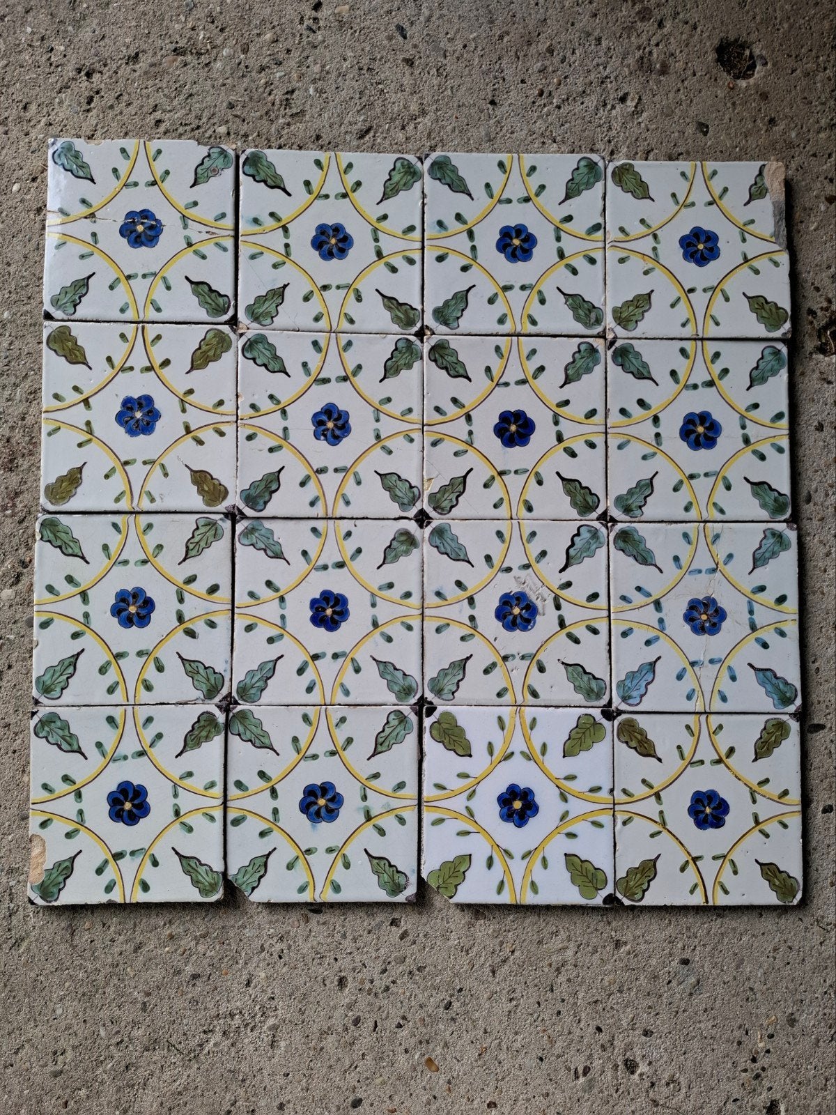 Set van 16 antieke tegels met bloemmotief, Ophalen of Verzenden