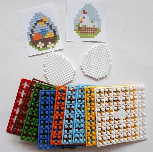 Pixelhobby 2 Paaseieren kip en mand klein pakket 3,5 x 4 cm, ., Nieuw, Ophalen of Verzenden, Pasen