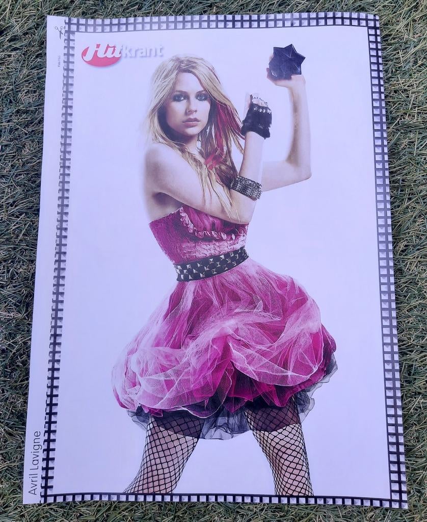 Poster A4 Hitkrant 2010 Avril Lavigne, A4 of kleiner, Ophalen of Verzenden, Muziek, Rechthoekig Staand
