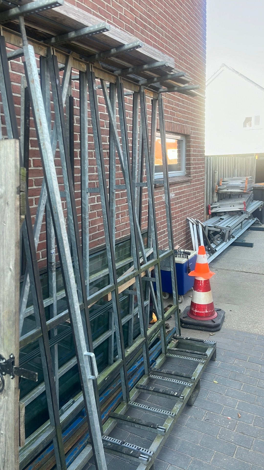 Glasbok met palen, Ophalen, Zo goed als nieuw, Overige typen, Minder dan 2 meter