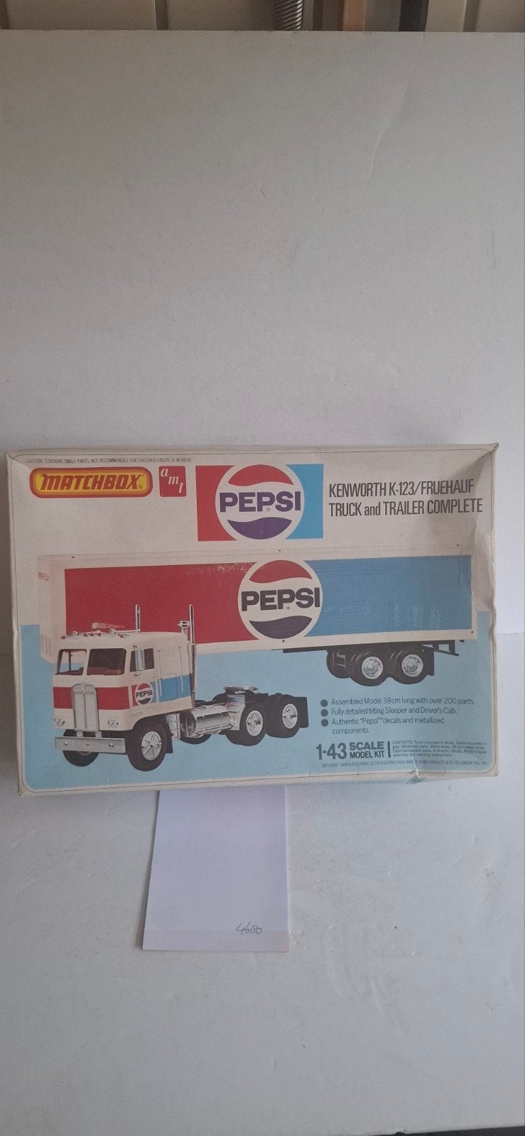 Matchbox Kenworth K-123/Fruehauf Truck Pepsi Modelbouw, Overige merken, Gebruikt, Verzenden, 1:32 tot 1:50