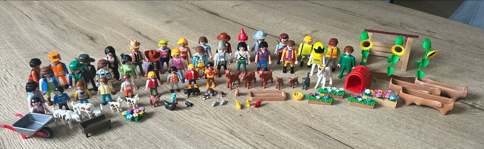 Grote playmobil set met figuren en dieren, Gebruikt, Complete set, Overige typen, Ophalen of Verzenden