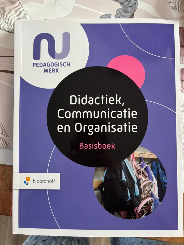 Pedagogisch medewerker boek, Ophalen of Verzenden, Zo goed als nieuw, Overige niveaus