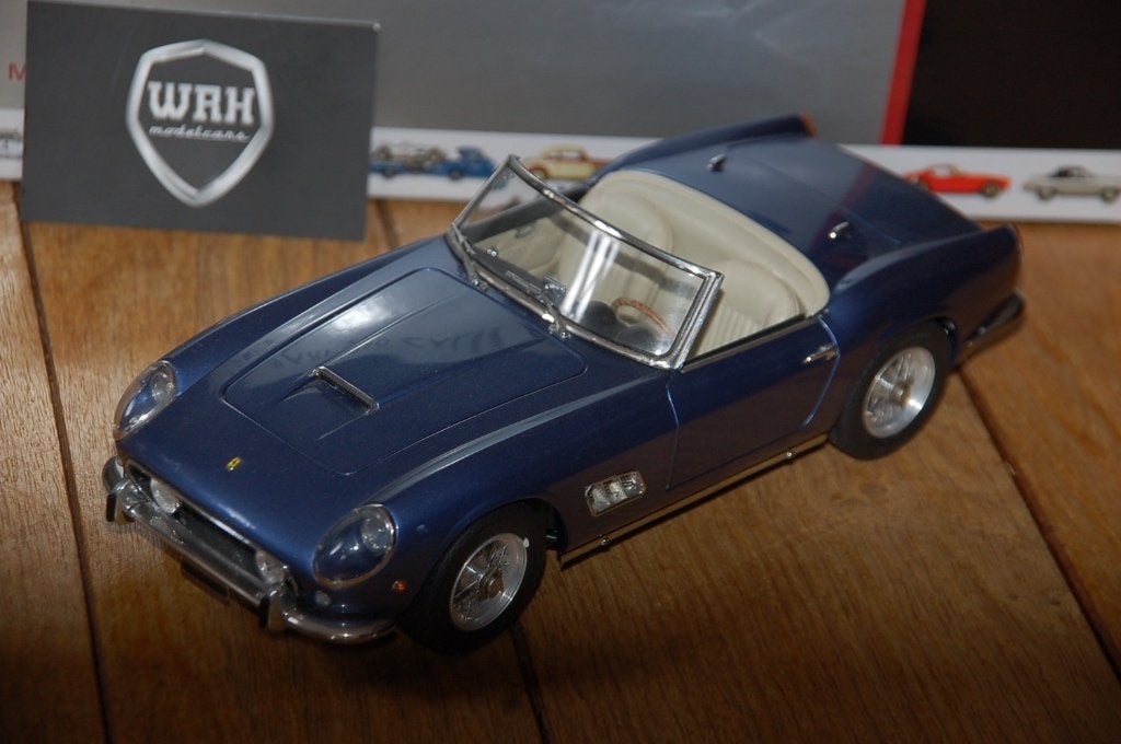 1:18 FERRARI 250 California Spyder blue CMC M-092 WRH, Verzenden, Zo goed als nieuw, Auto, Overige merken