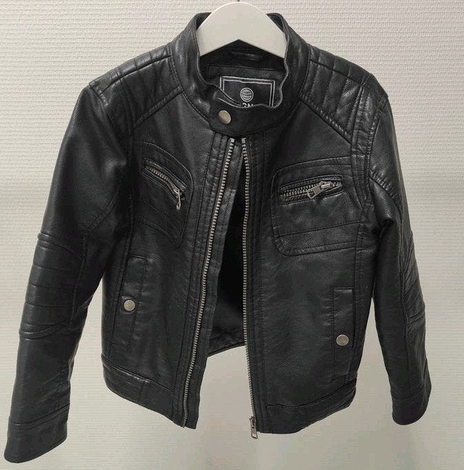 Stoere (leren) jasje maat 122 tussen jas, Ophalen, Zo goed als nieuw, Jongen, Jas