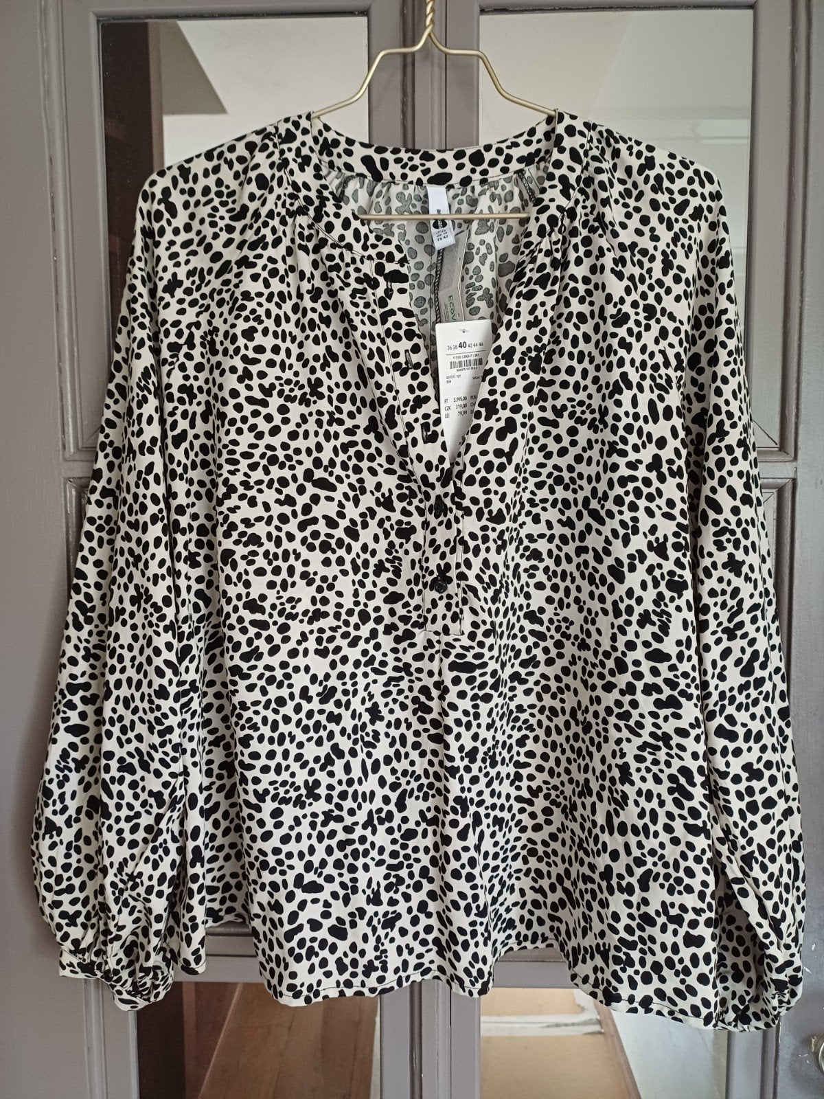 Blouse met print zwart beige - Maat 40 NIEUW met kaartje!, Kleding | Dames, Maat 42/44 (L), Nieuw, Ophalen of Verzenden, Everday