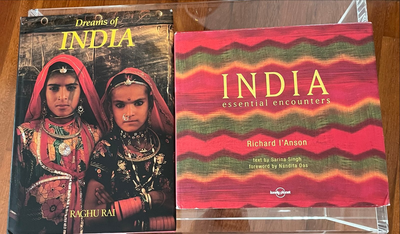 2x Fotoboeken India: Dreams of India & Essential Encounters, Ophalen, Zo goed als nieuw, Fotografie algemeen