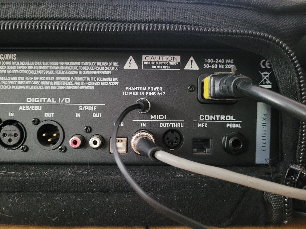 Foto 14 van Fractal Audio Axe-Fx II, complete set om op te treden